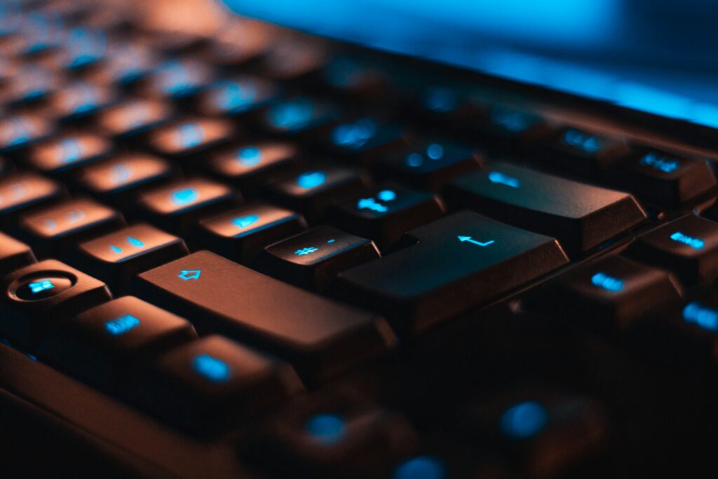 Meilleur clavier gaming mécanique RGB 2026 — Corsair K70 Razer BlackWidow SteelSeries Apex